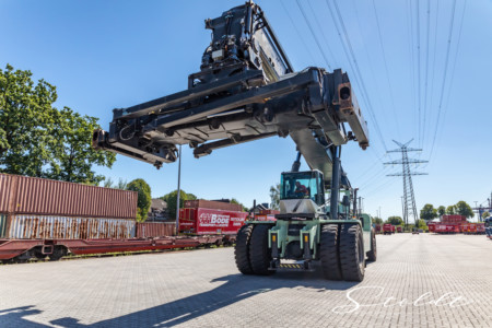 Business photography for transport company Spedition Bode showing work process