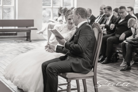 Wedding photography in Valencia Sagunto Castellón and Mallorca showing the bride and the groom