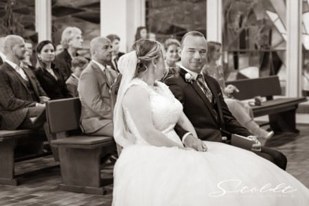 Wedding photography in Valencia Sagunto Castellón and Mallorca showing the bride and the groom