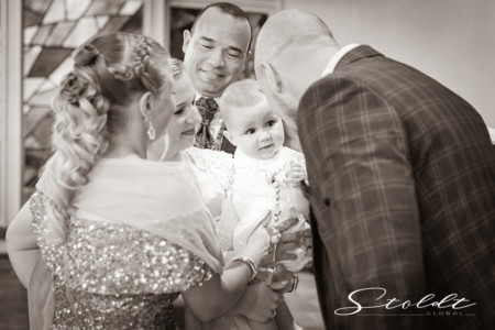 Wedding photography in Valencia Sagunto Castellón and Mallorca showing godfather and godchild